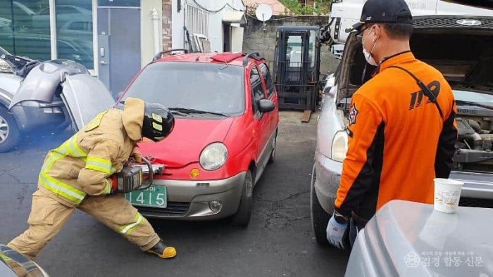 폐차장 훈련사진3.jpg