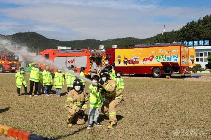 211018-4구서분교안전체험.jpg