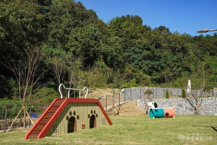 1.목포시, 부주산에 반려동물 놀이터 개장 (1).JPG