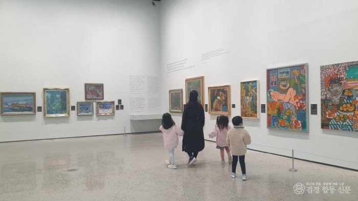 3.광양시, 크리스마스엔 미술관 데이트 어때요-관광과 2.jpg