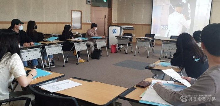 220525_2022 취업스킬업 프로그램 성료_순천대 보도자료(2).jpg