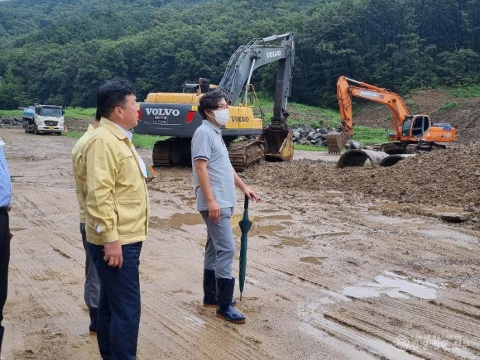 9. 예산군수수해보구사진..jpg