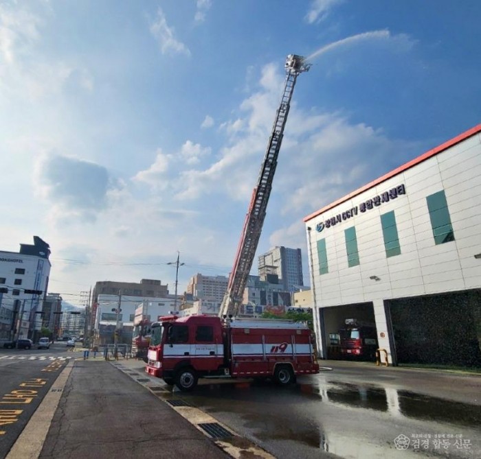 220823-5굴절사다리차 조작훈련.JPG