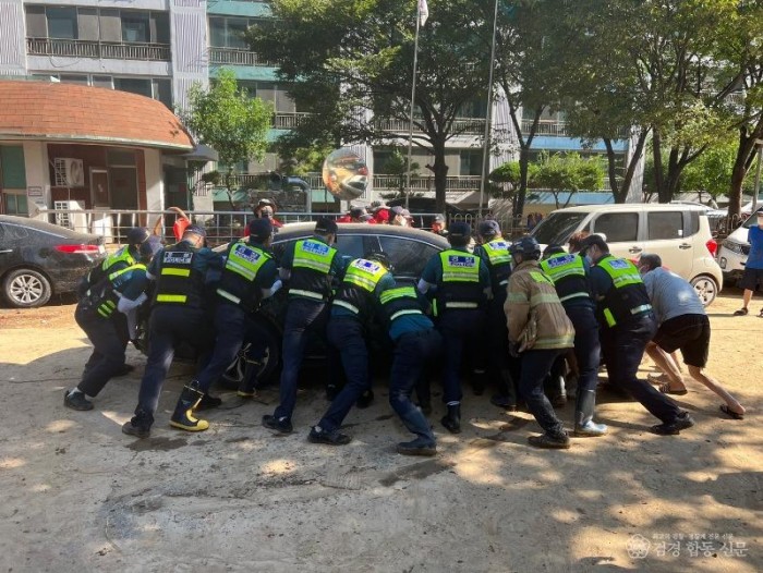 220913 태풍 힌남노 수해현장 복구 지원 (2) (1).jpeg