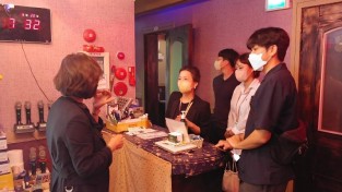 3.경북교육청, 학교 주변 유해업소 합동 집중 단속 실시(20일 안동시 옥동 일원에서 실시된 학교주변 유해환경 합동 점검 사진)02.jpg