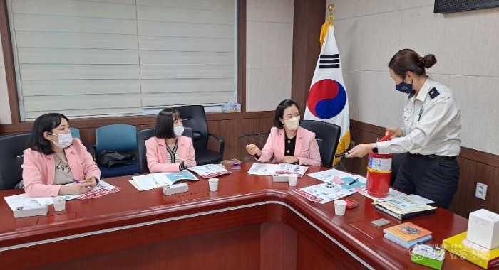 221102-2치매안심센터 간담회.jpg