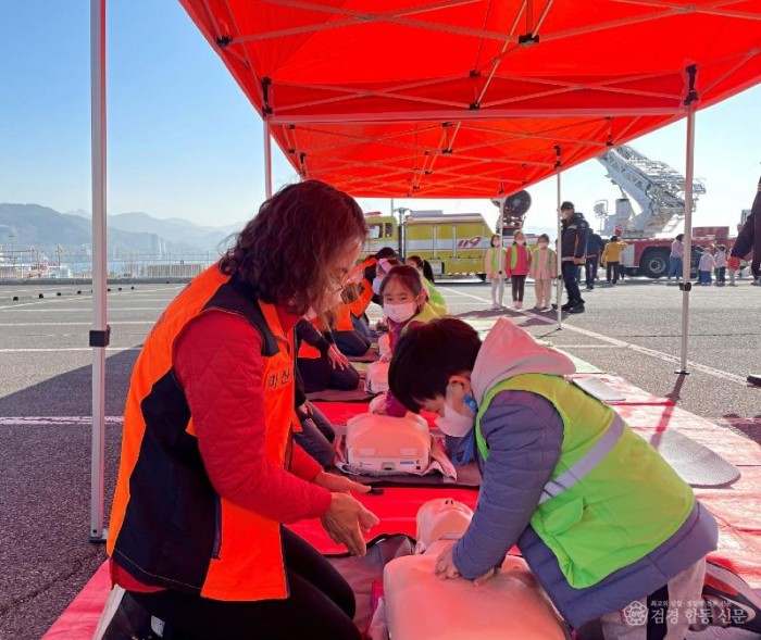 영육221118-5안전체험장운4.JPG