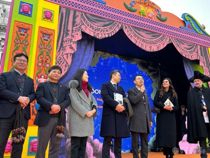 안동시의회 베네치아 카니발 안동 홍보 (2) (1).jpg