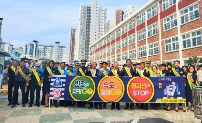 단체사진 (1).jpg