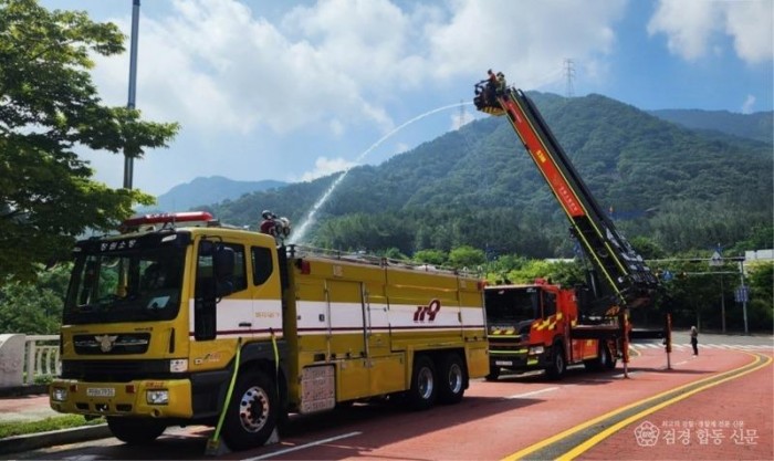 230728-4화재현장 대응능력 강화를 위한 특수차량 조작훈련 실시.jpg