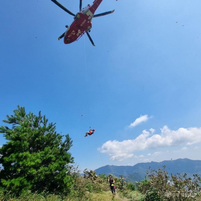 230915-2장복산 등산객 구조 2.jpeg