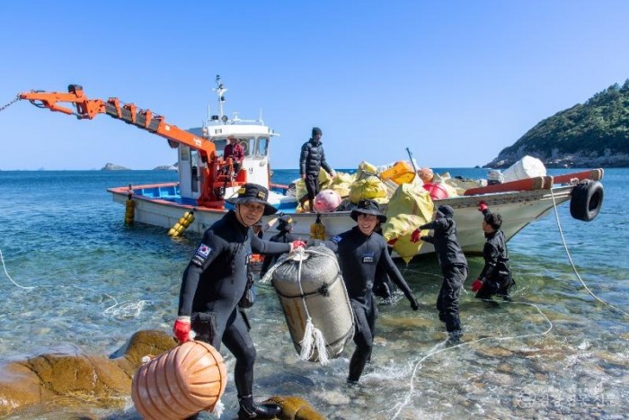 광양제철소 거문도 해양 정화활동 (2).jpeg