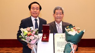 04의성군제공 화랑무공훈장.jpg