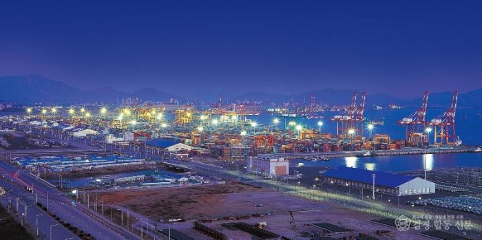 기업하기 좋은 광양시, 올해 3조 원 투자유치 목표 - 투자경제과(광양만권경제자유구역 전경).jpg