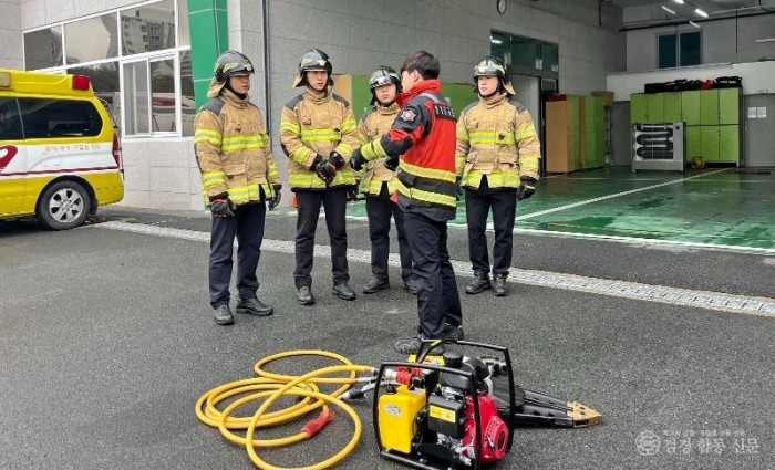 240221-2신규 소방공무원 실무적응 훈련 한창 2.jpeg
