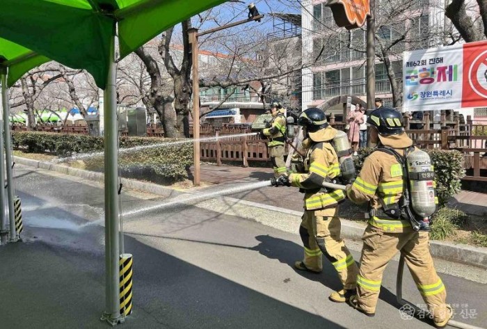 240315-2군항제 대비 현지적응훈련 및 소방출동로 확보 훈련1.JPG