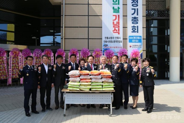 사회복지시설 위문품 전달 행사 (1).JPG