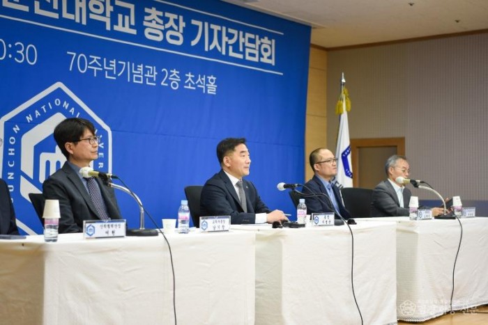 240422_국립순천대 이병운 총장 취임 1주년 맞아 기자간담회_(2).jpg