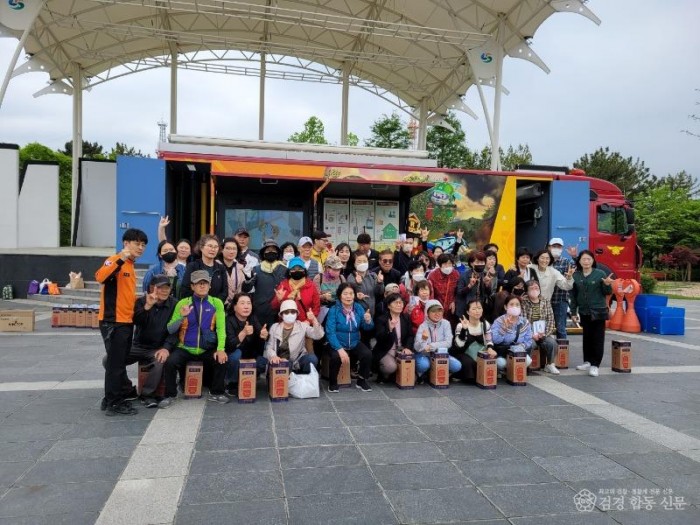 240423-4청각장애인 대상 이동안전체험차량 활용 소방안전교육.jpg