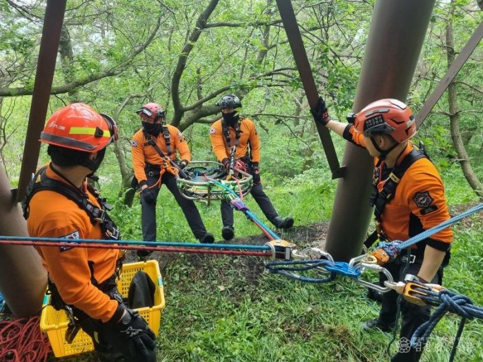 240508-4산악사고 대비 인명구조훈련 실시.jpg