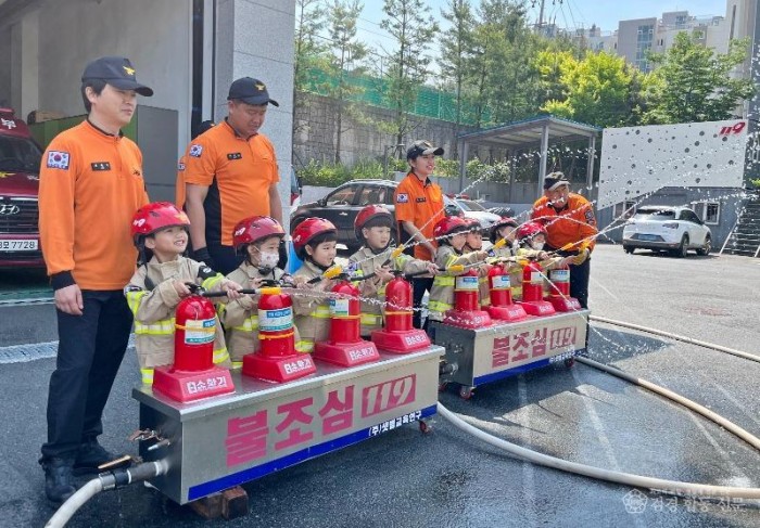 240524-2이동안전체험차량 활용 어린이 소방안전교육 1.jpeg