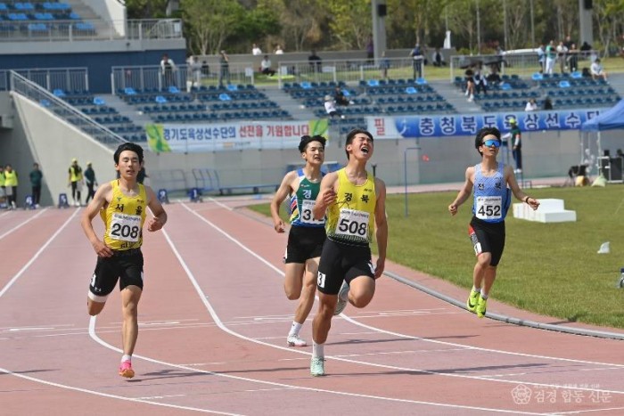 2.경북교육청, 제53회 전국소년체육대회 순조로운 마무리(24개 종목에서 금 36, 은 31, 동 51 수확)(육상 남중 100미터 금메달, 압량중학교 서예준)_04.jpg