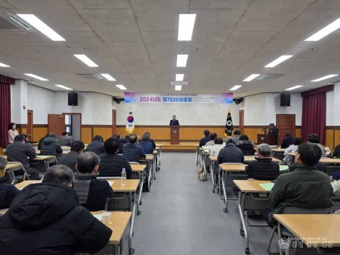 영주-7-2 한농연 영주시연합회 정기대의원 총회에서 박남서 시장이 인사말을 하고 있다.jpg