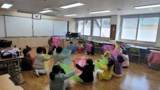 2.경북교육청, ‘온라인 늘봄지원실’ 운영 지원 확대(온라인 늘봄지원실 운영으로 학부모 불편 해소 기대)(늘봄교실 운영 모습)_02.jpg