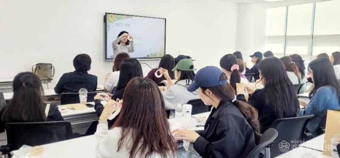 (예천군)예천군가족센터 함께 키워요 공동 육아 품앗이 활동가 양성 교육 실시 (2).jpg