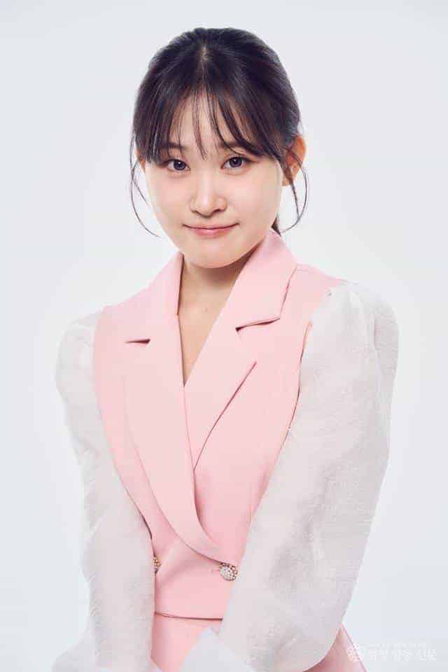 01의성군제공 김다현 사진2.jpeg