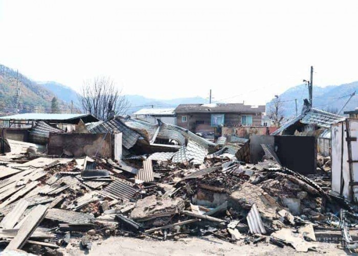 1-4 사진(영양군, 이재민 임시주거용 조립주택 조기설치를 위한 TF팀 구성).jpg