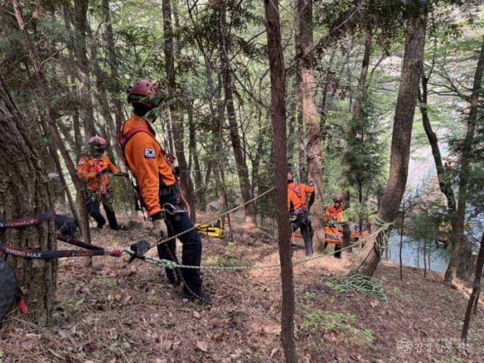 250423-4봄철 산악사고 대비 특별구조훈련.jpg