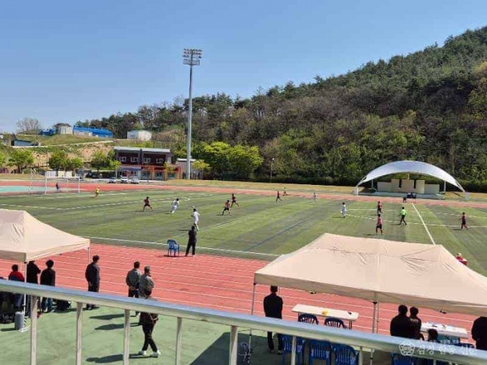 6-2 사진(제4회 영양 별천지배 전국 동호인 축구대회 개최).jpg