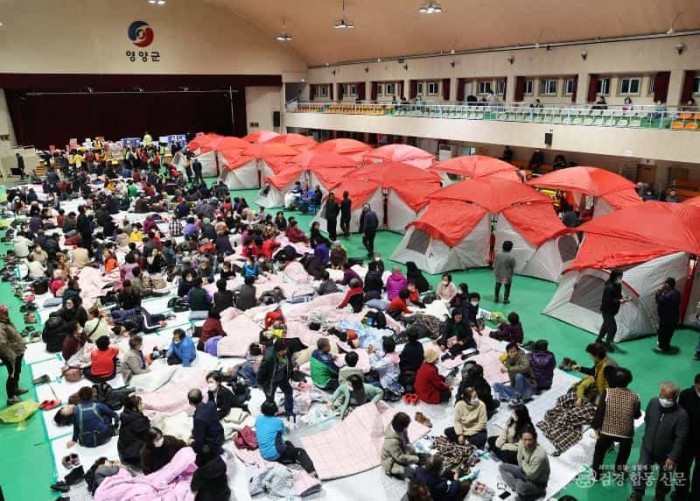 3-2 사진(영양군 산불 피해 복구 지원을 위해 1,148억 원 투입).jpg