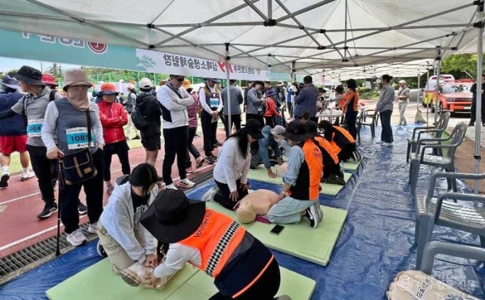 250519-2제15회 진해만생태숲걷기대회서 ‘찾아가는 119안전체험장’ 안전하게 마무리2.jpeg