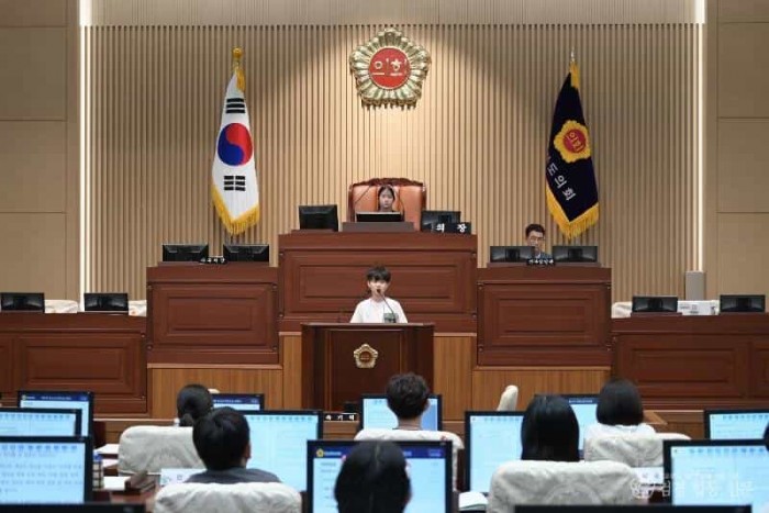 경상북도의회_청소년의회교실_사진_1.jpg