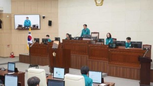 제256회_안동시의회(임시회)_제2차본회의 (9).jpg