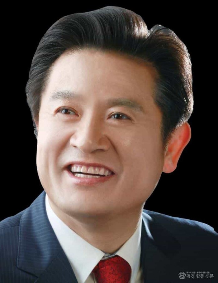 이칠구 경북도의원 사진.jpg