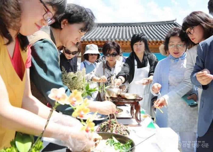 1-6 사진(영양-음식디미방 전문의야성과정 수료 (8).jpg