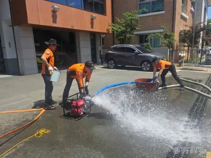 250611-3의창소방서, 여름철 집중호우 대비 수방 장비 점검.jpeg