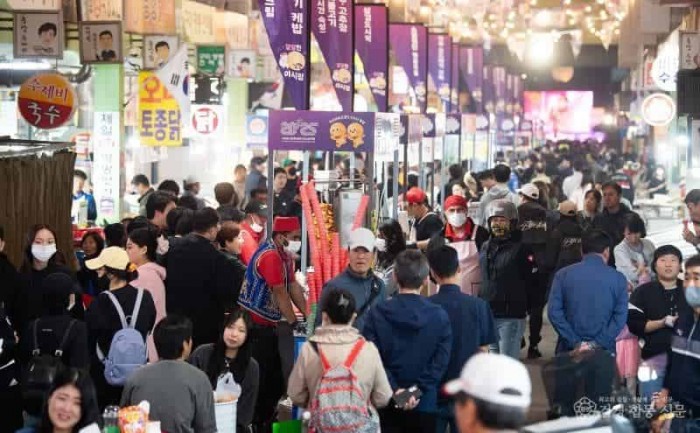 [일자리경제과]구미 낭만야시장  20만 명 몰렸다…매출 2억5천만원  외지인 28%(새마을중앙시장)2.jpg