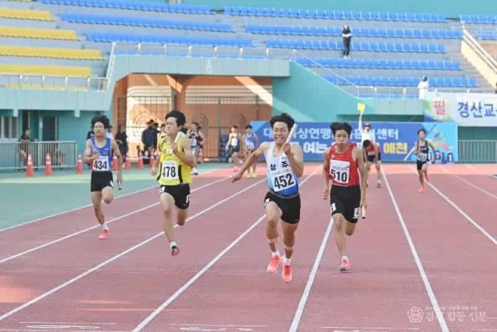 3.경북교육청, 2025 경상북도교육감배 초_중 학년별 육상경기대회 성공리 완료!(초_중 학년별 육상대회 통한 조기 발굴, 전국대회 성과로 이어져)_01.jpg