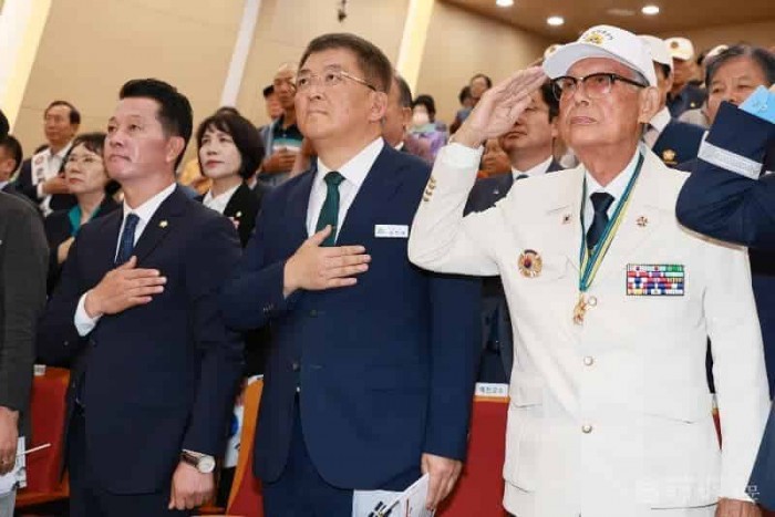 2025 06 25 6-25전쟁 제75주년 기념식(사회복지과)139.JPG