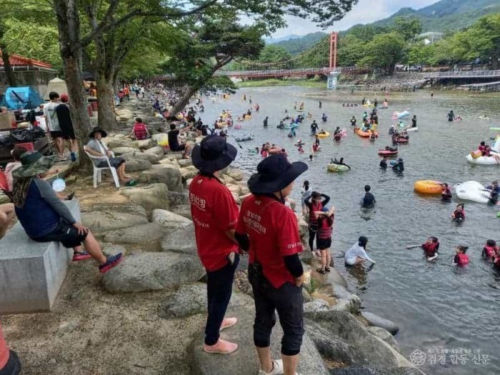 250701-1거창 수승대119시민수상구조대 운영.jpg