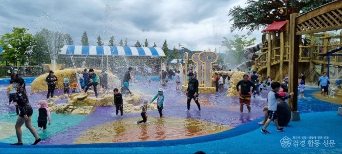 01의성군제공 조문국박물관 물놀이장1.JPG