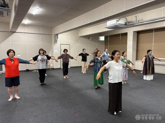 문화재단_전통탈춤수업 파도 타고 탈춤 타고 개강-1.jpg