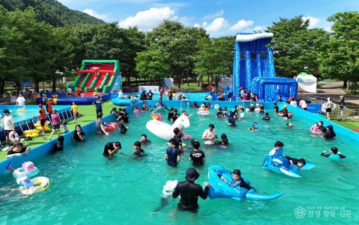 1-4 사진(제1회 선바위 퐁당퐁당 물놀이 축제 사진).jpg