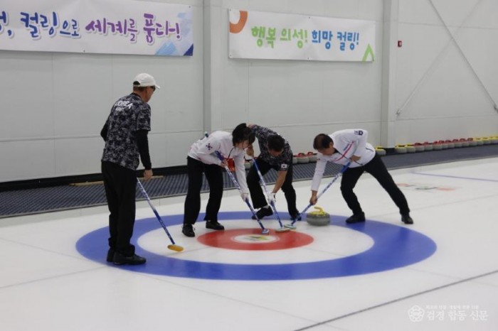컬링선수권대회1.jpg