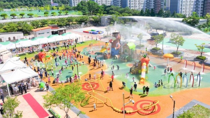 1-1. (기획보도)광양시 어린이 물놀이터, 여름철 가족 친화 명소로 자리매김 - 공원과(마동근린공원1).jpg