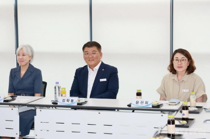 (예천군)가족과 함께하는 공감 간담회 개최 (1).JPG